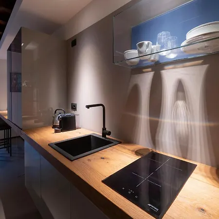 San Gottardo 19 3* Milan