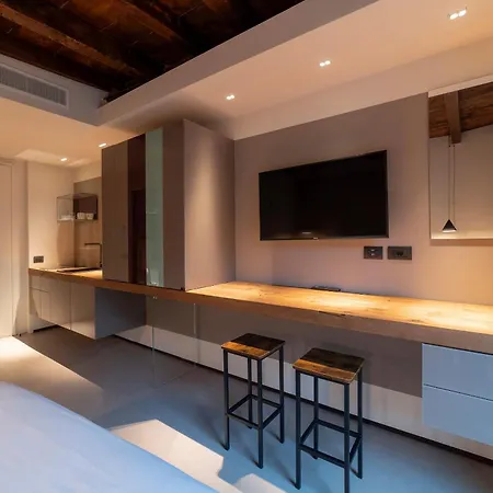 San Gottardo 19 Milan