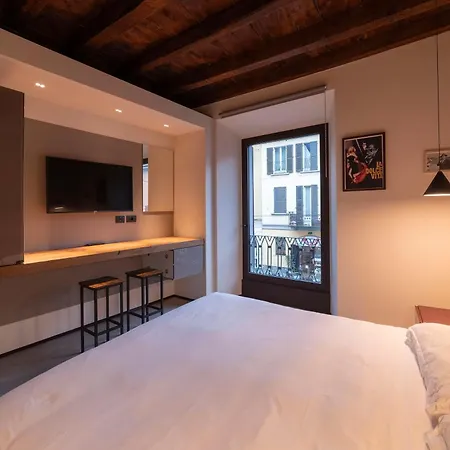 San Gottardo 19 Milan