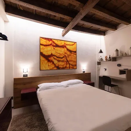 San Gottardo 19 Milano